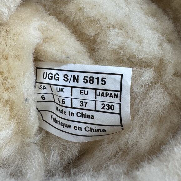 UGG Australia CLASSIC TALL Suede Sheepskin Boots Chestnut 5815 Size 6 Honey Tan - Picture 9 of 9